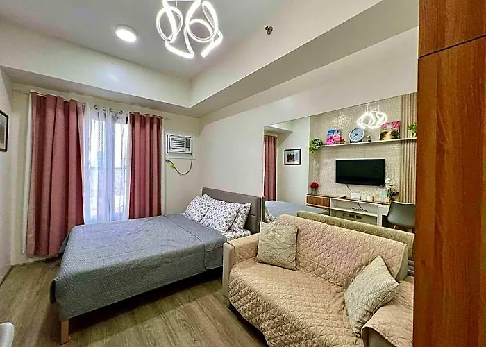 Hotel Cozy Couple's Getaway - The Median